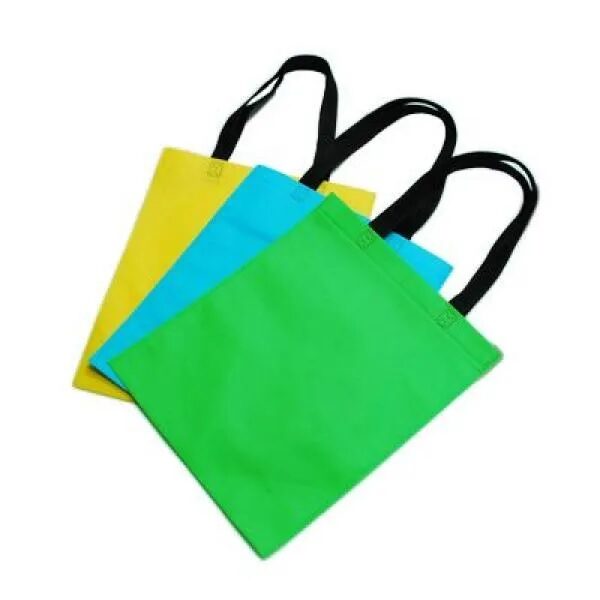 BGTS092 – Non woven bag with black handle